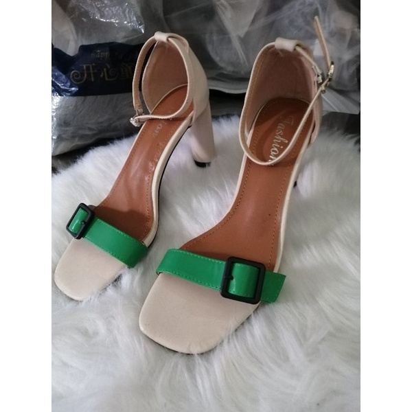 A3 Xả kho nhiều mẫu giày cao gót lẻ size 38