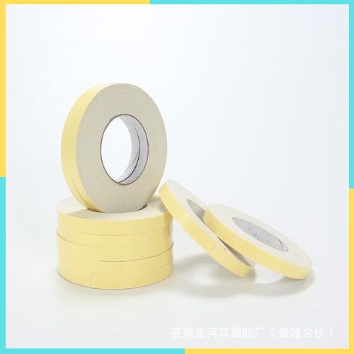 Băng dính xốp vàng 2 mặt  dán bóng trang trí phòng cưới,sự kiện