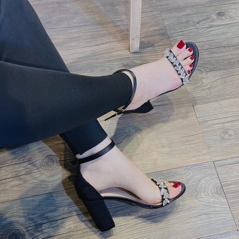 Giày Cao Gót Sandal Lụa Quai Đá