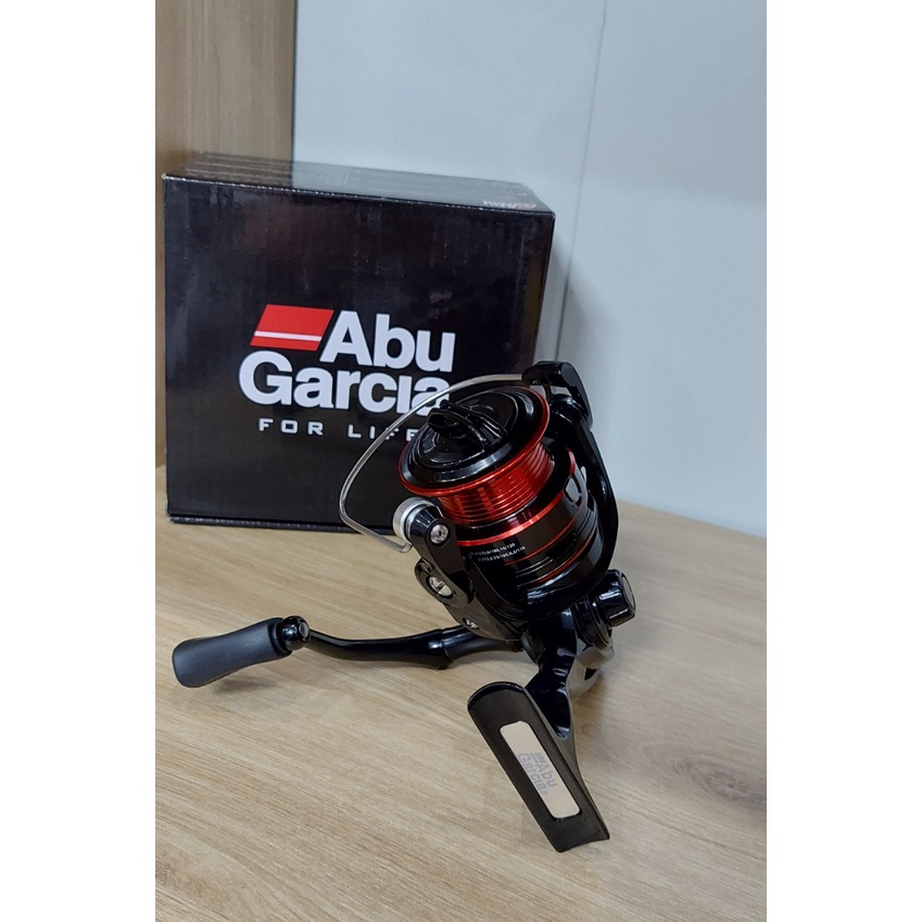 Máy câu AbuGarcia - BLACKMAX II 2500