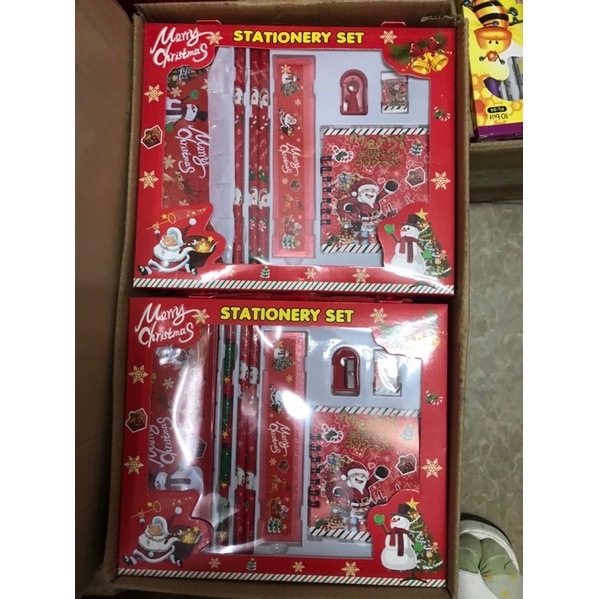 Bộ dụng cụ học tập set 10 món quà tặng giáng sinh