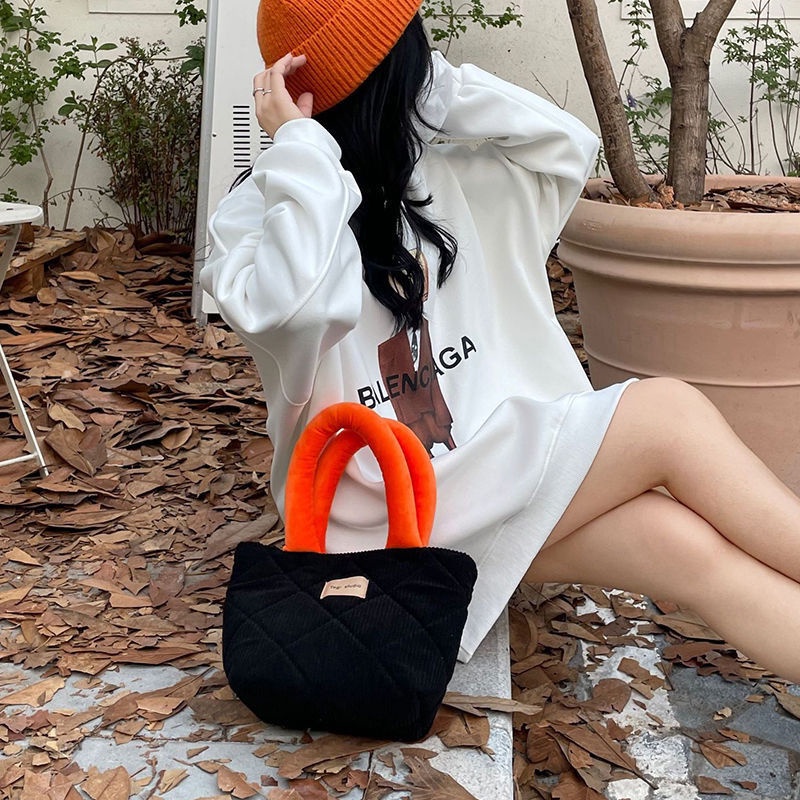 Túi Xách Tote Đeo Vai Vải Nhung Đính Đá Màu Tương Phản Phong Cách Retro Kích Thước 19X11X17