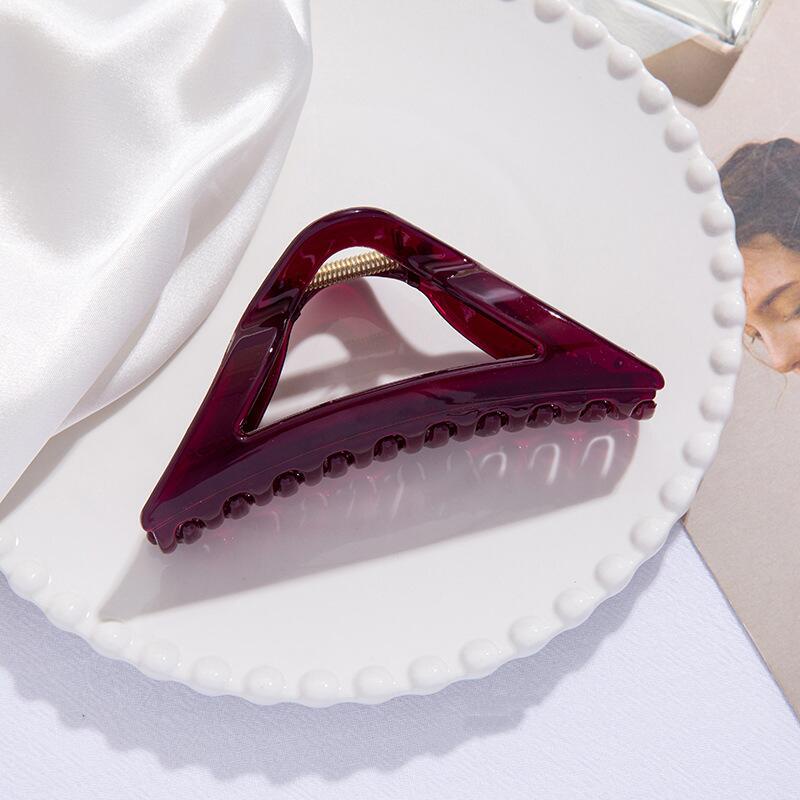 Kẹp Tóc Hình Tam Giác Rỗng Lớn Bằng Nhựa Resin Tinh Tế Đơn Giản Phong Cách Hàn Quốc