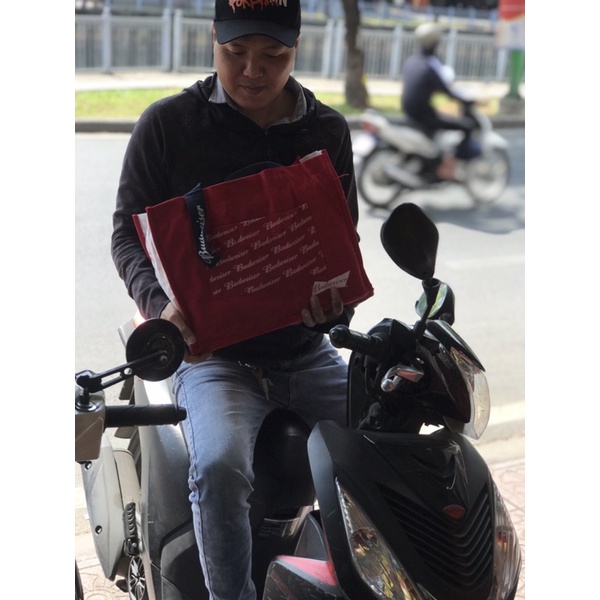 BIA BUDWEISER  24 lon_TẶNG 1 LON