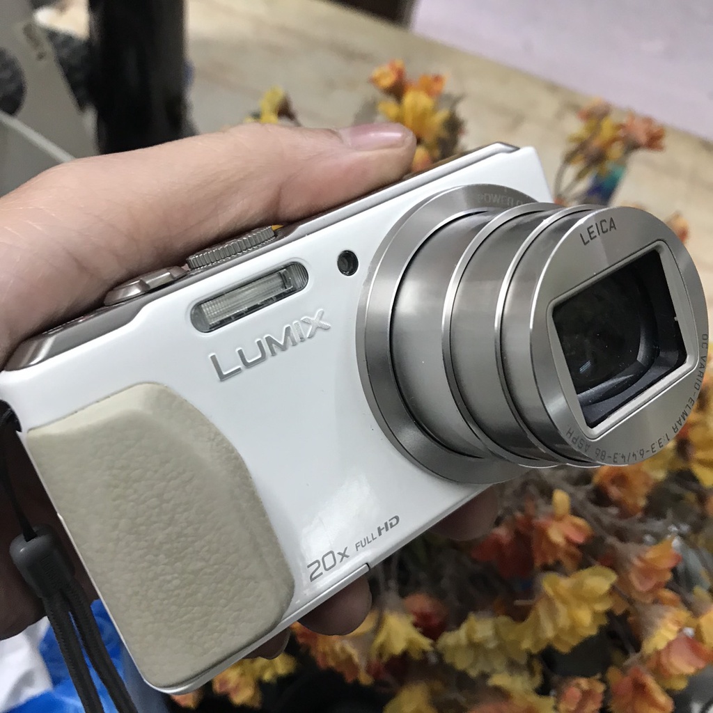 Máy ảnh Panasonic Lumix TZ40 có wifi