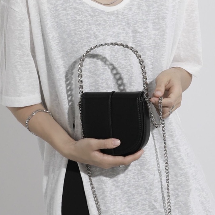 Túi Đeo Vai Phối Dây Xích Thiết Kế Mới Thời Trang Theo Phong Cách Retro