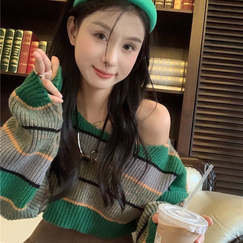 IELGY   Áo sweater Ngắn Kẻ Sọc Màu Sắc Dễ Phối Đồ Thời Trang Cho Nữ