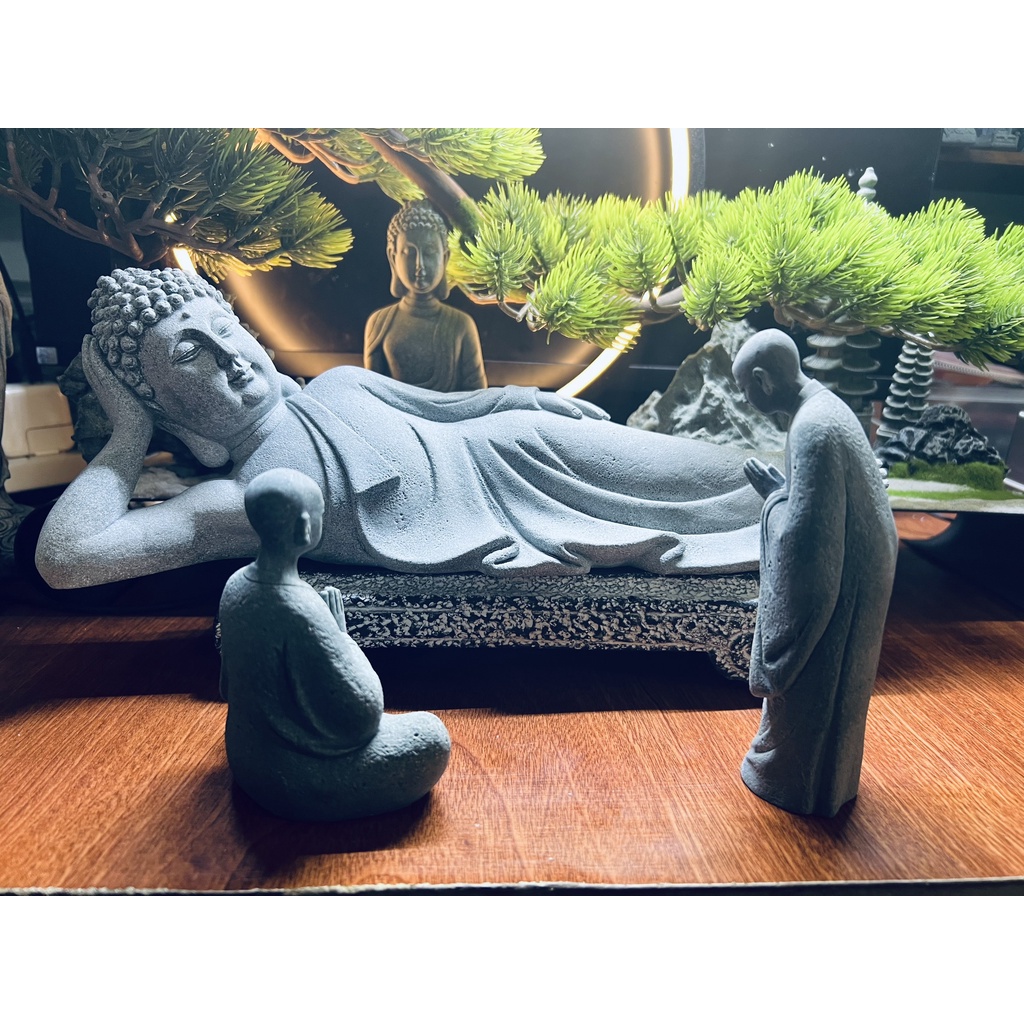 Tượng Sư Bái Phật