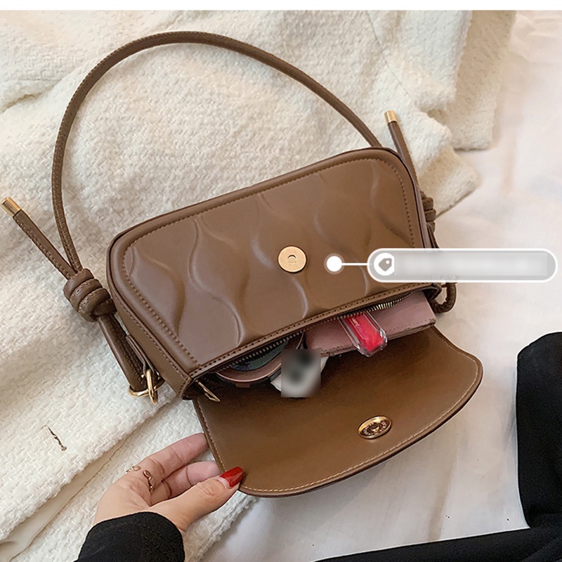 Túi Đeo Chéo Hình Vuông Cỡ Nhỏ Màu Đen Phong Cách Cổ Điển Thời Trang Cho Nữ