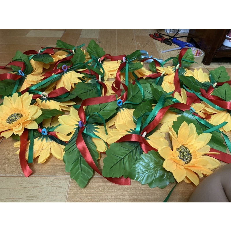 1 cặp Hoa múa xỏ ngón