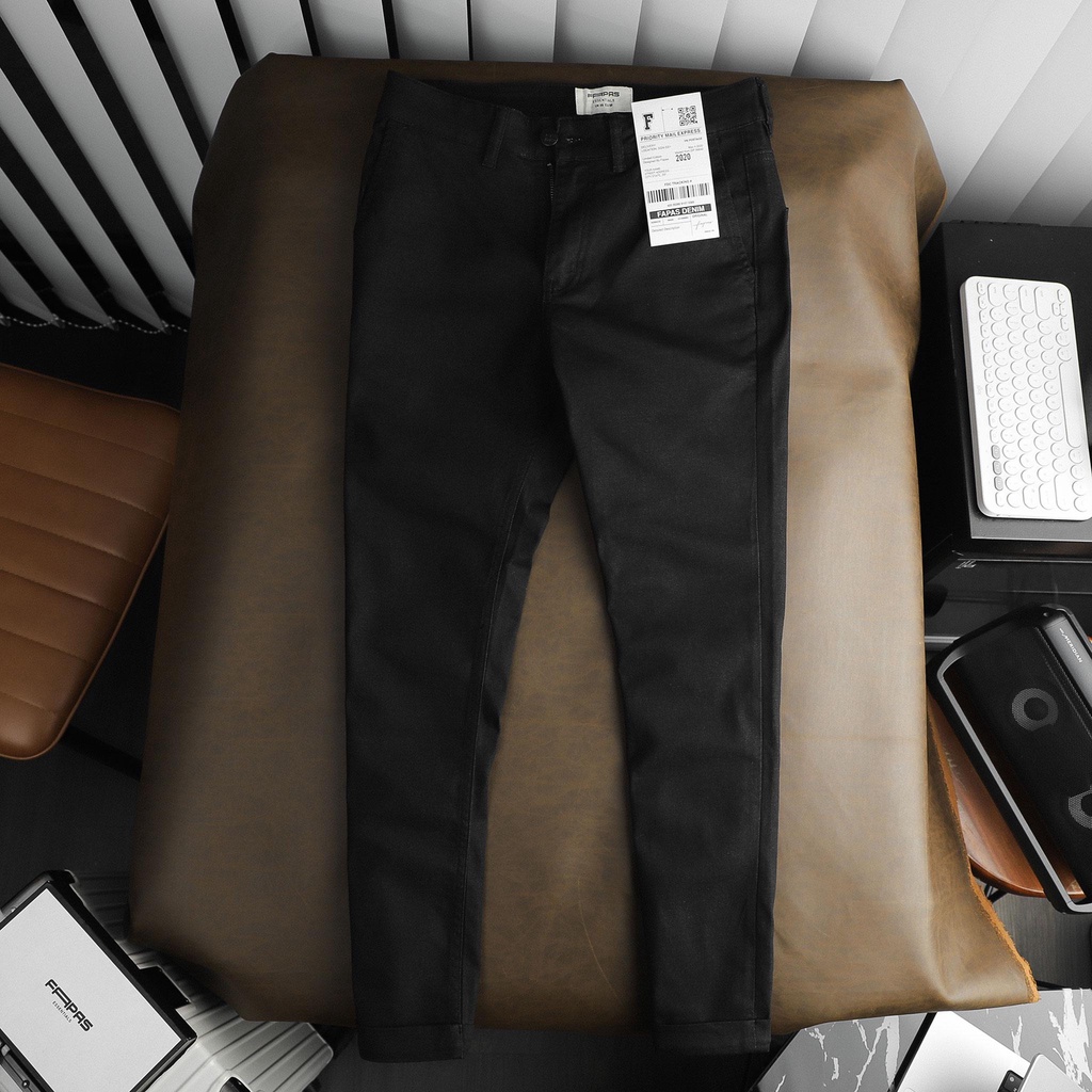 Quần Jeans Nam Cropped Trempo Trơn Chất Vải Denim Bền Đẹp Phong Cách Lịch Sự Form Slimfit Tôn Dáng - FAPAS