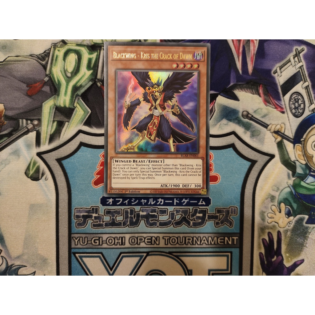 Thẻ bài Yugioh chính hãng The Blackwing - Kris the Crack of Dawn - BLAR-EN061 - Ultra Rare 1st Edition