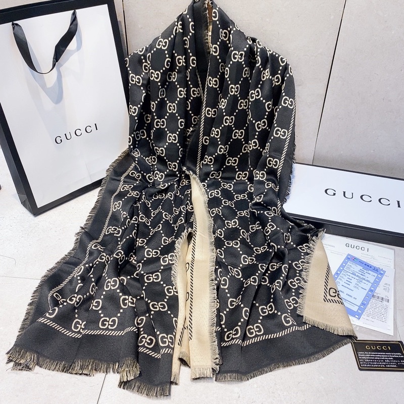 Khăn choàng gấm tằm phong cách GC sang trọng dành cho nữ