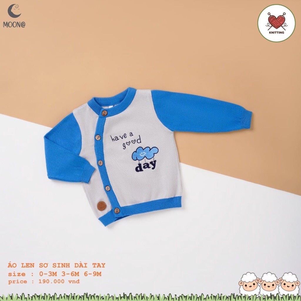 Áo khoác cài lệch sơ sinh Moon chất len cho bé