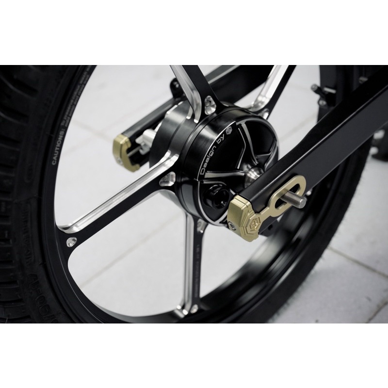 Bát tăng sên Ex135 4S cnc có nẹp gắp