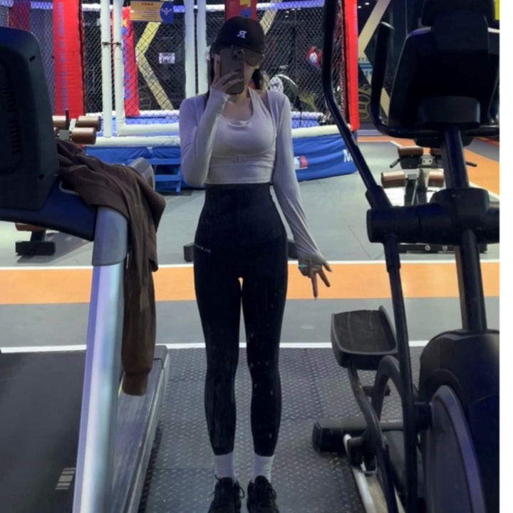 Áo croptop nữ dài tay kiểu ôm body có đệm mút nâng ngực, Áo croptop tập gym nữ bigsize  CROP13