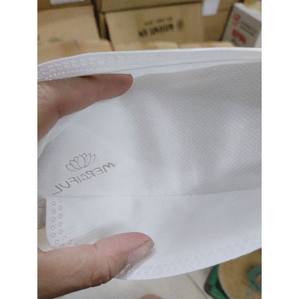 Thùng 300cái Khẩu trang kf94 tiến hùng