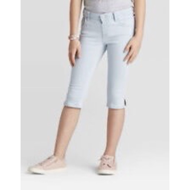 Quần jean lửng bé gái