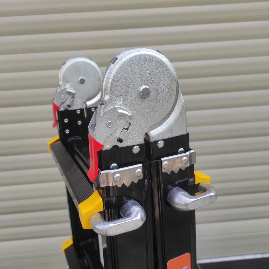 Thang Nhôm Gấp Trượt Chữ A TYTAKA TKB - 44 Tải Trọng 150kg - Bảo Hành 3 Năm