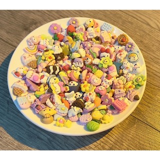Set 5,10,20 Charm 3D nổi MINI ( loại nhỏ 1-1.5cm ) ( mẫu ngẫu nhiên )