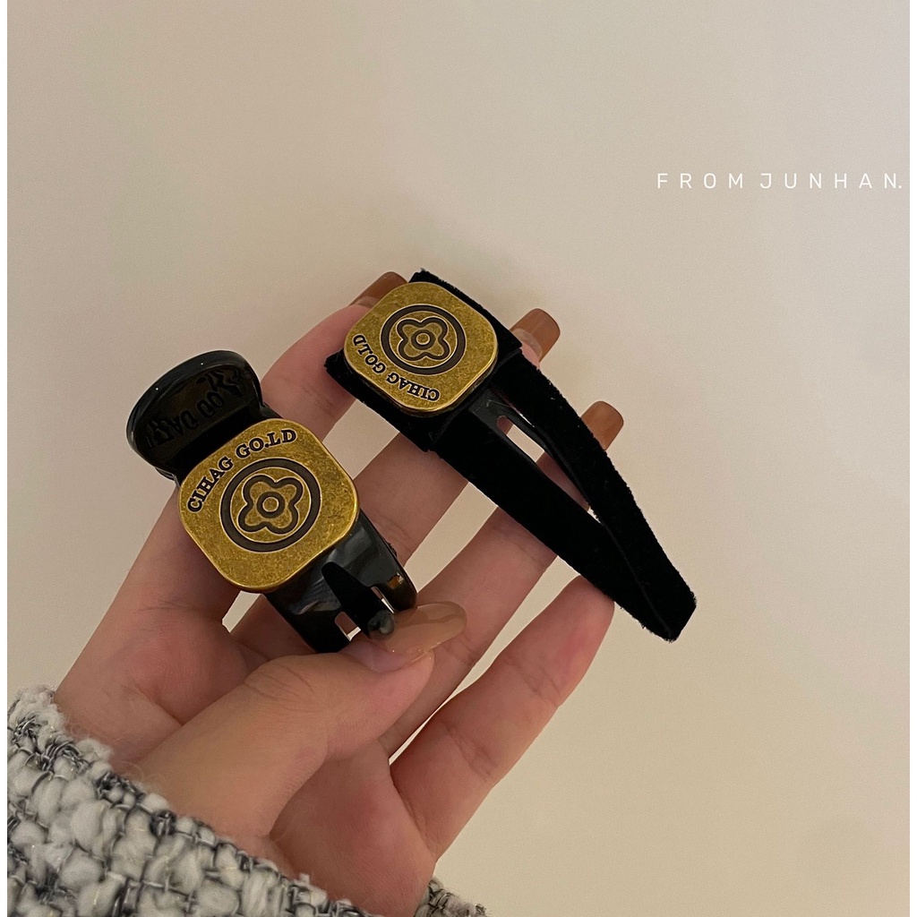 (0857) Kẹp Càng Cua Kẹp Bấm Mặt Hoa Retro