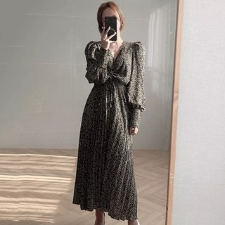 Đâm dự tiệc dáng xòe hoa nhí tay dài Emilyshop