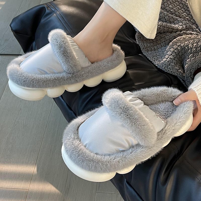 Dép lê cotton mùa đông cho nữ mẫu mới 2022 thời trang gia đình chống trượt đế dày giữ ấm học sinh ký túc xá giày lông mềm