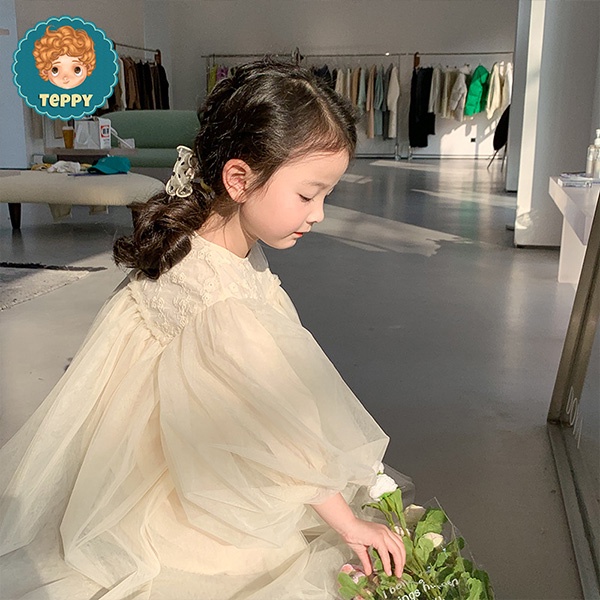 Đầm, váy trắng kem xoè phồng cho bé gái