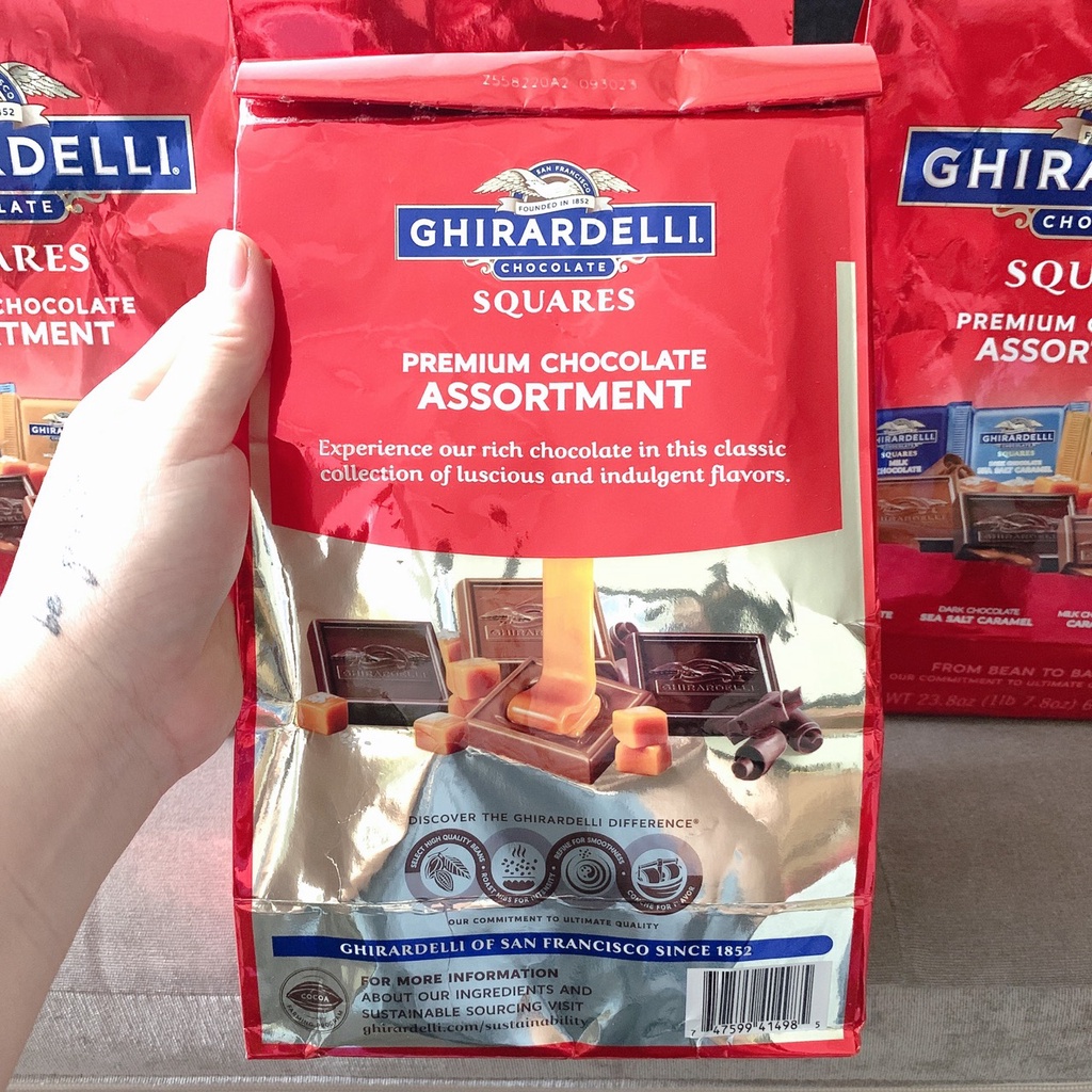 KẸO SOCOLA CAO CẤP GHIRARDELLI CHOCOLATE SQUARES PREMIUM CHOCOLATE ASSORTMENT 674,9G - USA