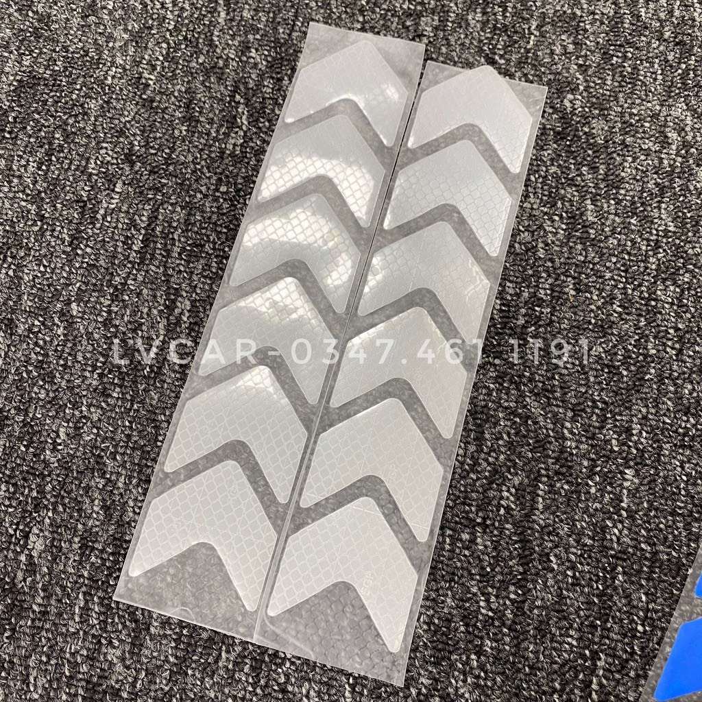 Decal mũi tên phản quang dán đuôi xe ô tô, xe máy. Set 12 miếng decal mũi tên