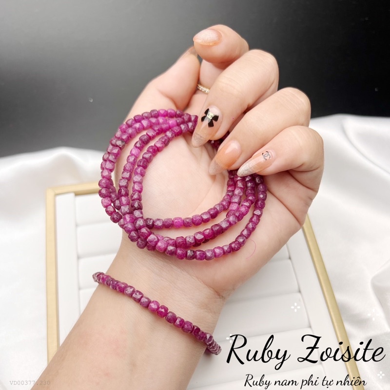 Vòng tay ruby nam phi