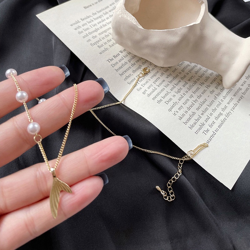 Vòng cổ choker hạt trai mặt đuôi cá VC022 Leous Accessories