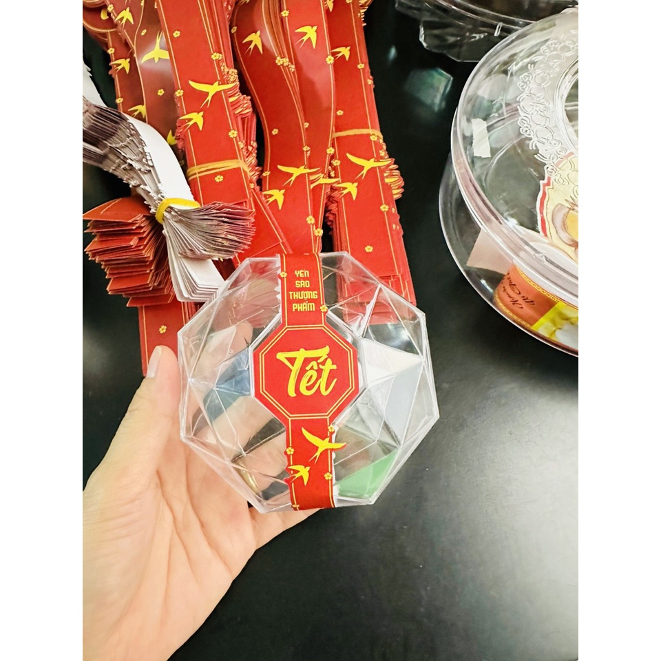 Tem tết dán hộp