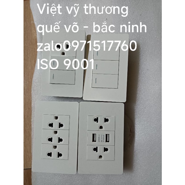Ổ cắm âm tường kèm cổng sạc USB, công tắc, ổ cắm 3 chấu