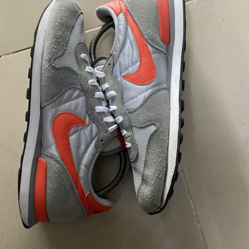 Giày chính hãng đã qua sử dụng