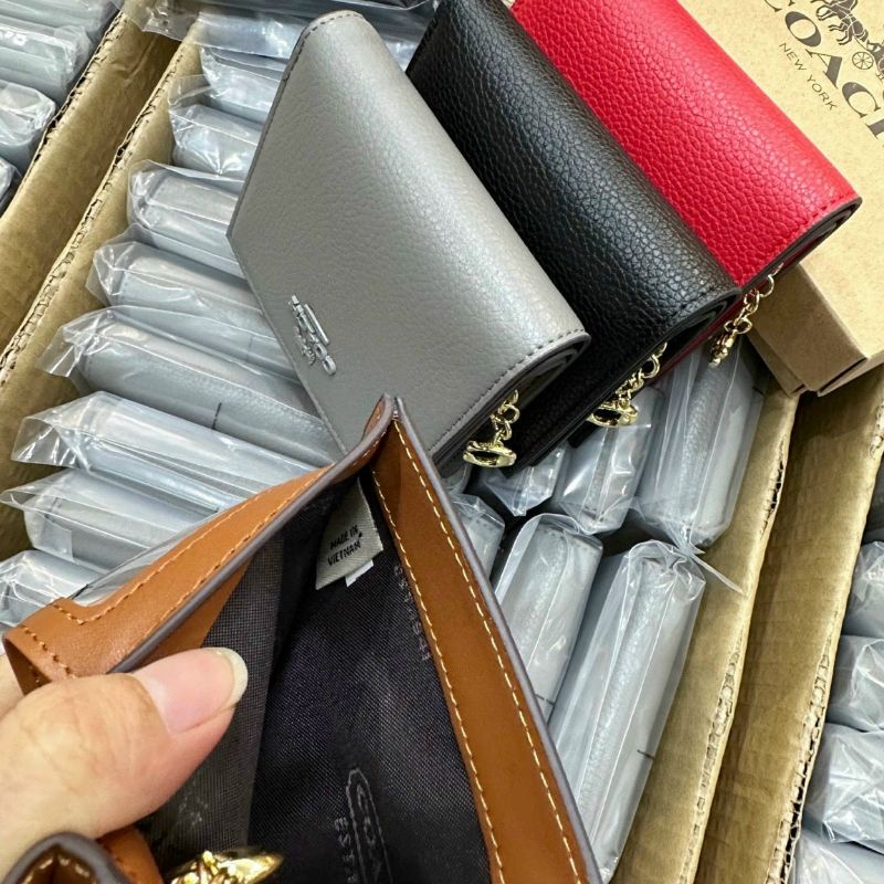Ví coa*ch gập ngắn da thật siêu xinh