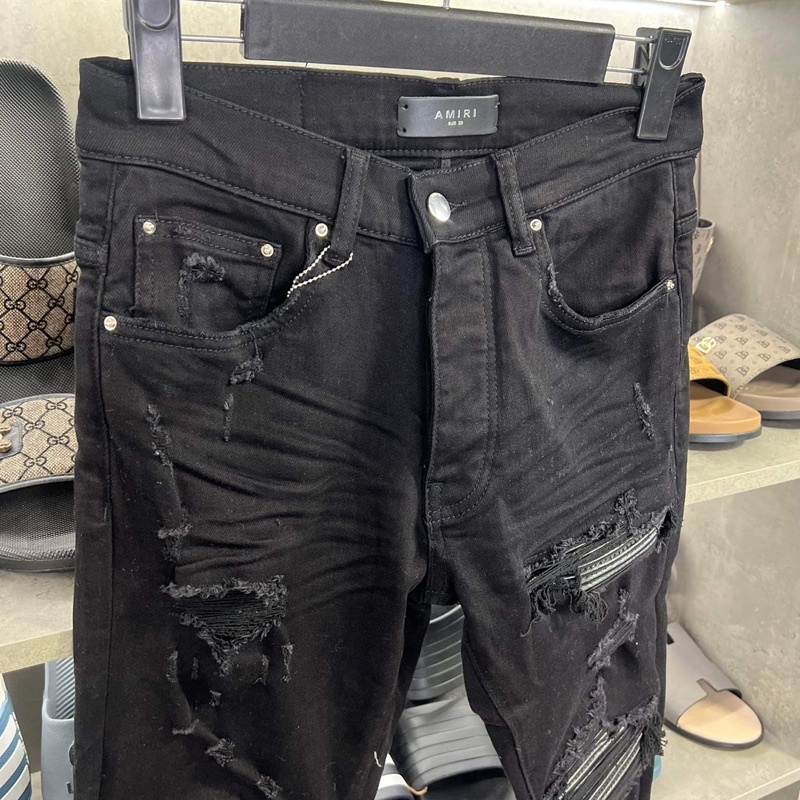 Quần bò Amiri rách gối đen vá đen likeauth 4 cúc new 3179-6800, Bin Store