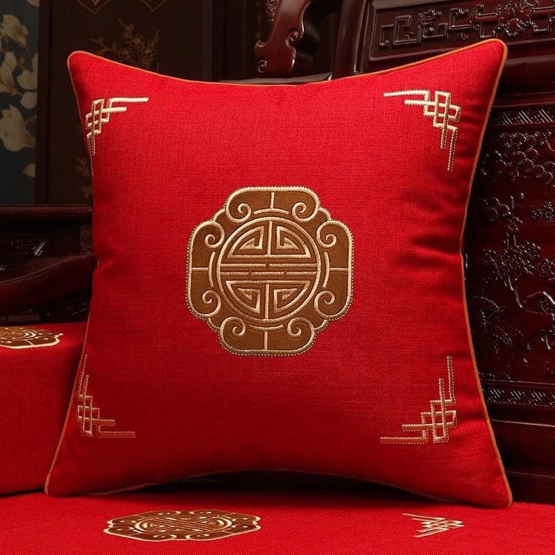 Gối tựa ghế sofa, ghế gỗ thêu hoa văn phong cách hoàng gia, gối vuông 47x47cm kèm ruột vải canvas  – Totoro House