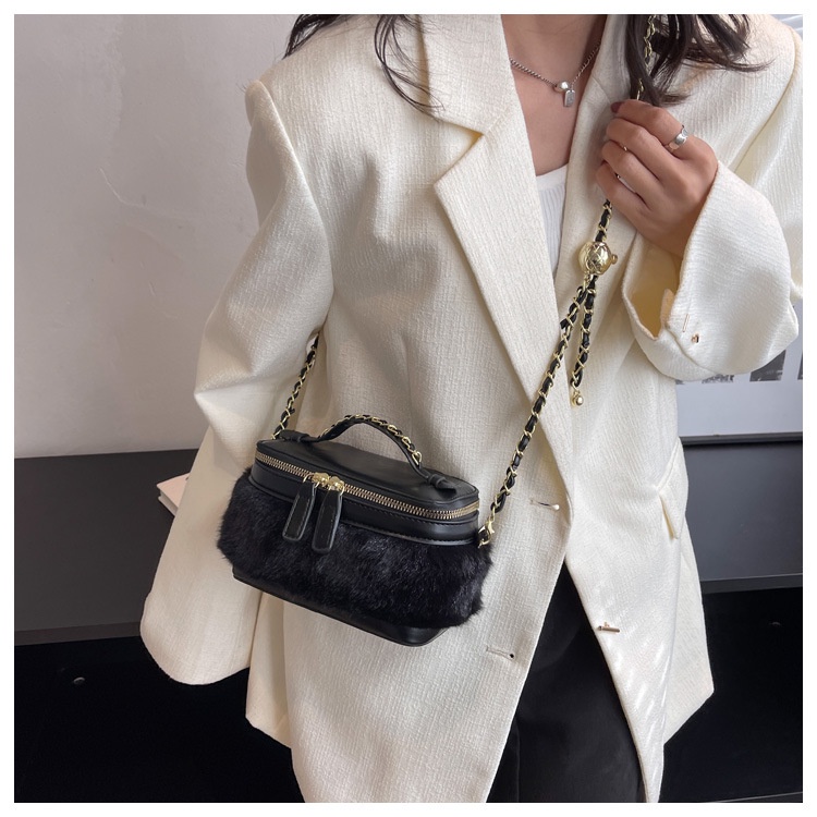 Túi Xách Đeo Chéo Hình Trụ Phối Lông Nhung Phong Cách Thời Trang Retro 2022 Mới