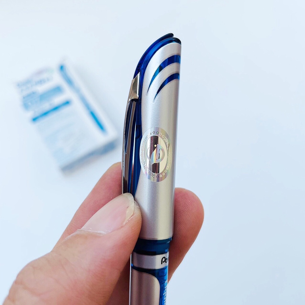 Bút ký Pentel energel  Liquid Gel Ink nét 0.5/ 0.7/ 1.0mm mực xanh/ đỏ/ đen, ruột thay thế