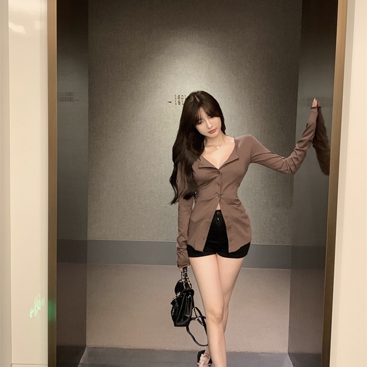 Áo Thun Tay Dài Cổ Chữ V Dáng Ôm Phong Cách Vintage Dành Cho Nữ