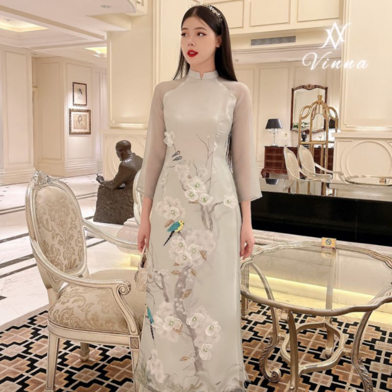 Áo dài cách tân 4 tà Ngọc Uyển màu xanh sang trọng,kết đỉnh tỉ mỉ phù hợp chụp ảnh thiết kế thương hiệu thời trang Vinna