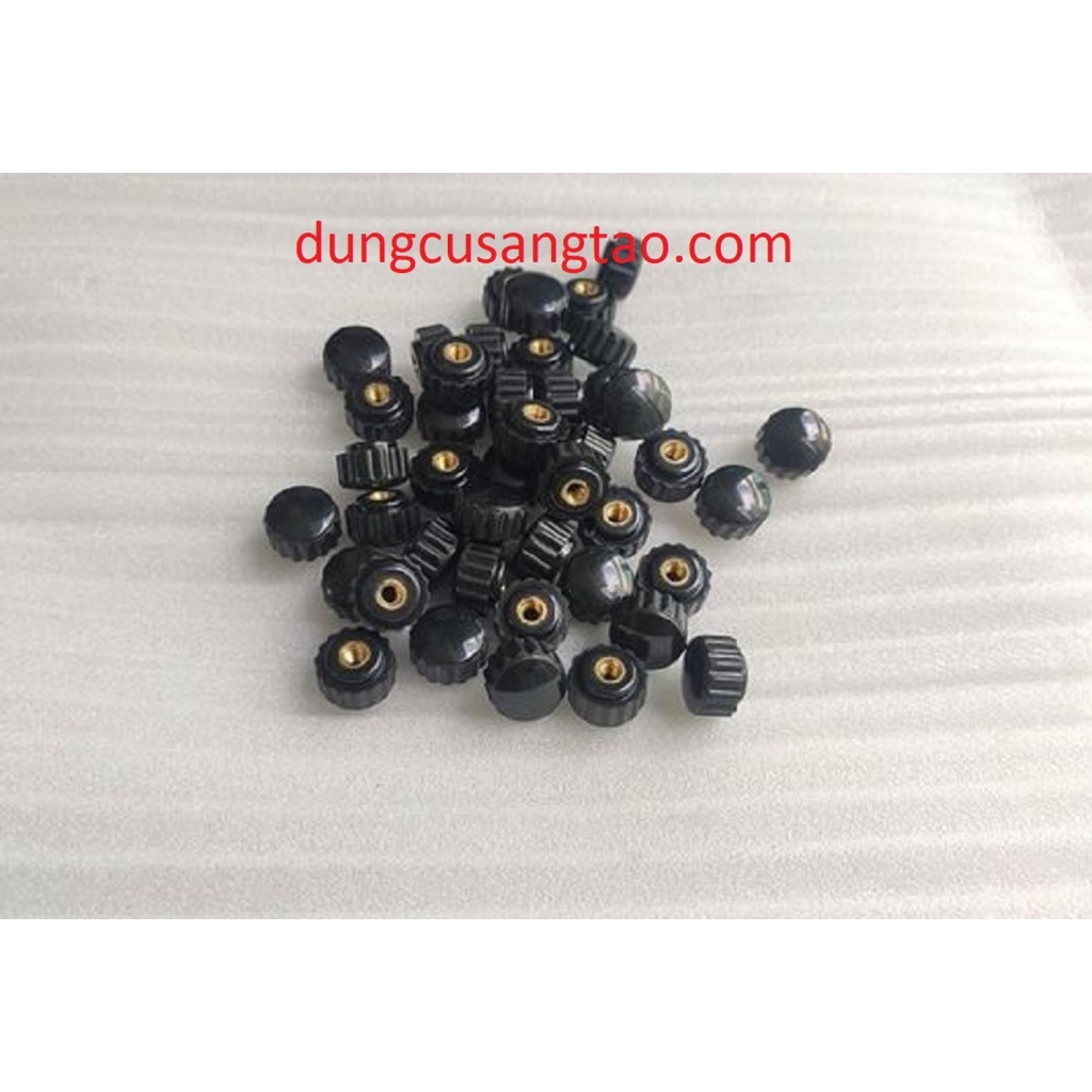 Núm vặn ren trong /núm vặn nhựa hình tròn