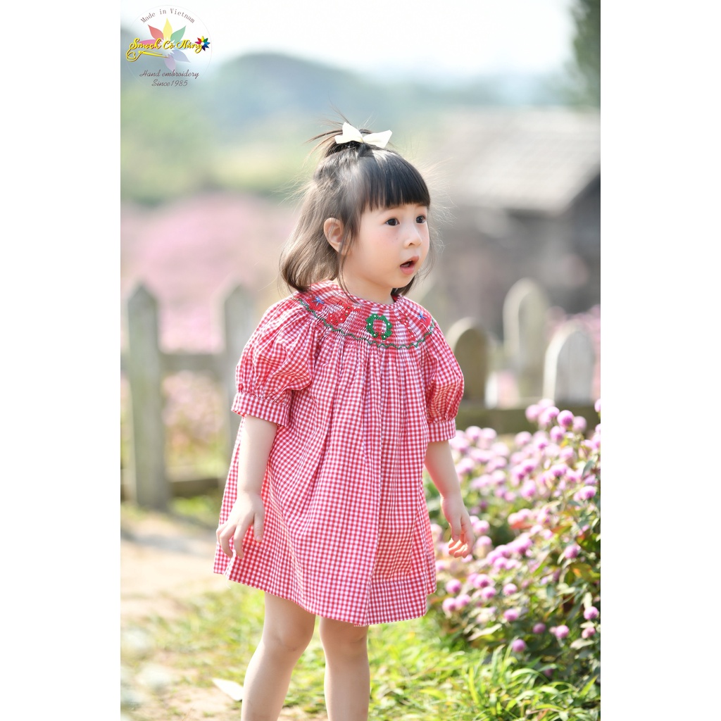 Váy Đầm Bé Gái SMOCK CÔ NẮNG Màu Đỏ Kẻ Caro Thêu Noel