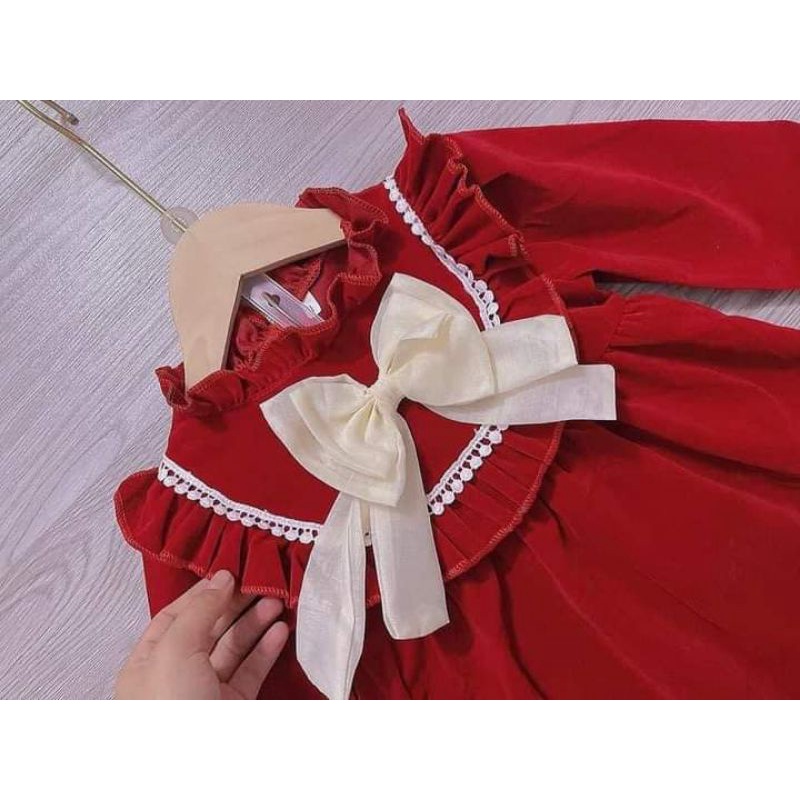 Váy nhung chất đẹp cho bé