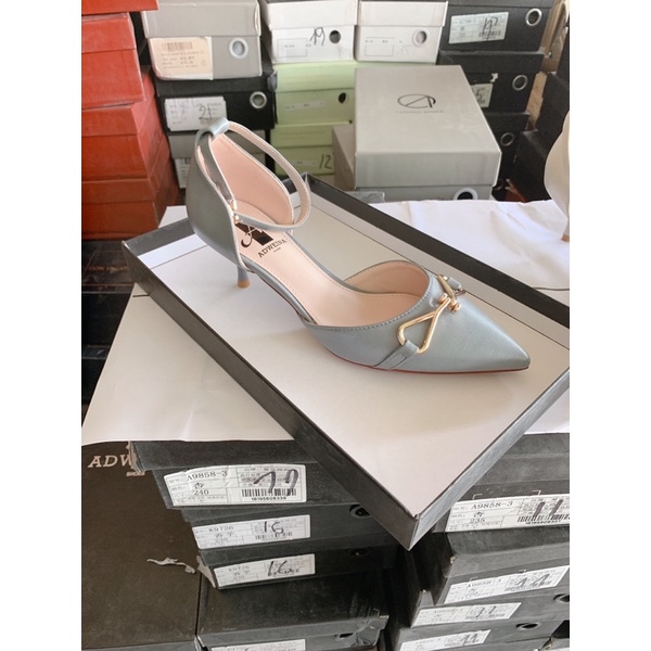 Giày sandan gót 3cm