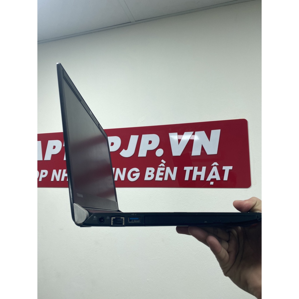 Xả Laptop Toshiba R73 Core i7-6600u Ram 8 SSD 256 màn 13'3 inch siêu bền