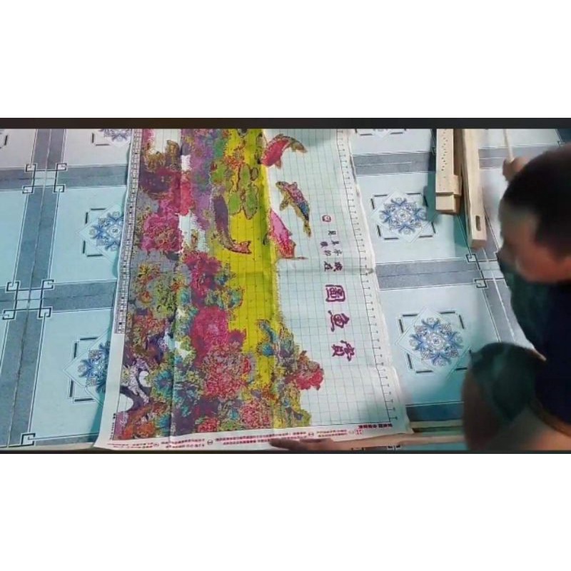 Khung thêu tranh bằng gỗ 100x60cm