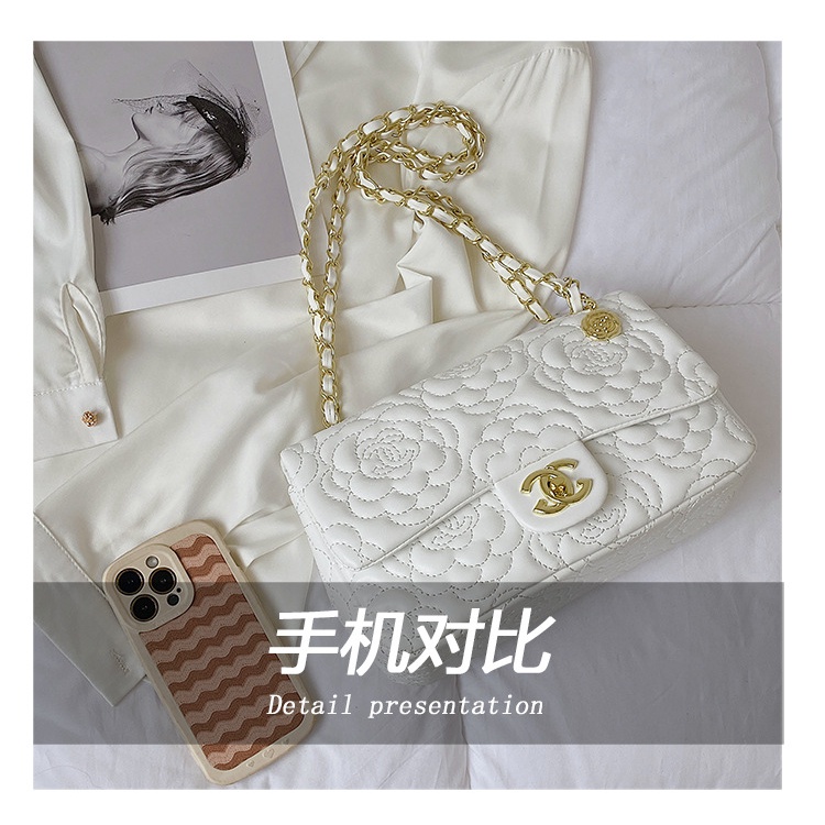 Túi Xách Đeo Chéo Hình Vuông Cỡ Nhỏ Phối Dây Đeo Sợi Xích Thời Trang 2022 Cho Nữ