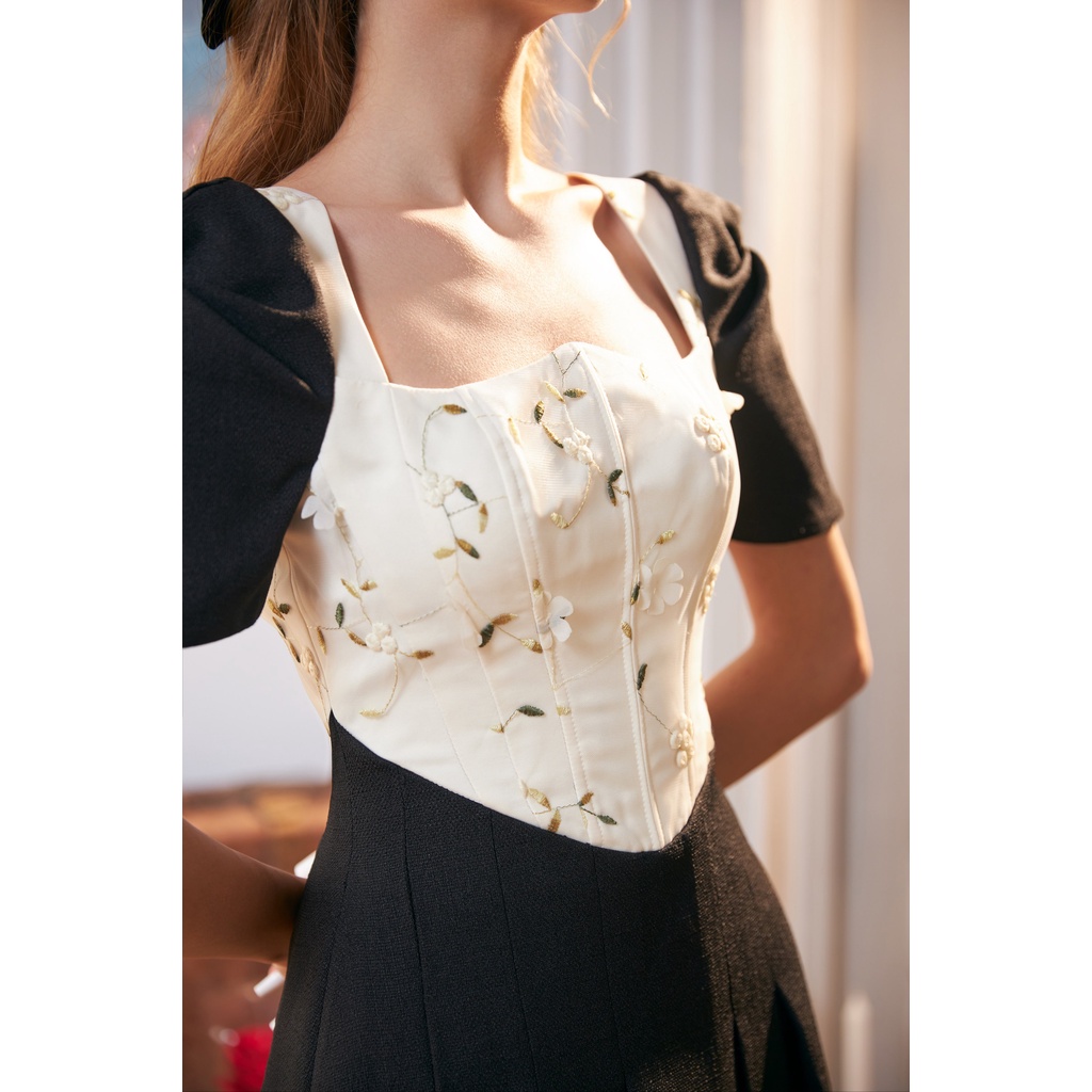 CHICHI - Váy tex sồi Nga phối lưới thêu hoa corset Robe Légende